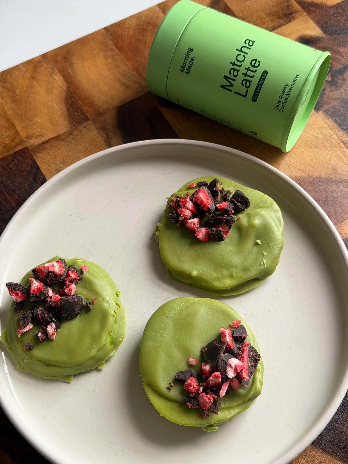 Matcha Covered Apple Pops